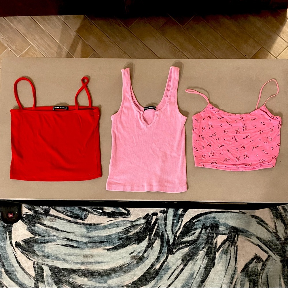Crop top basics